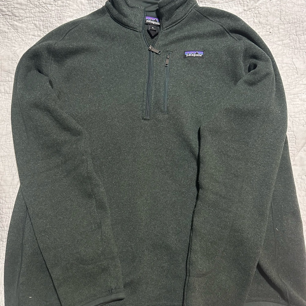 Patagonia Men's Dark Green Zip Up Jacket